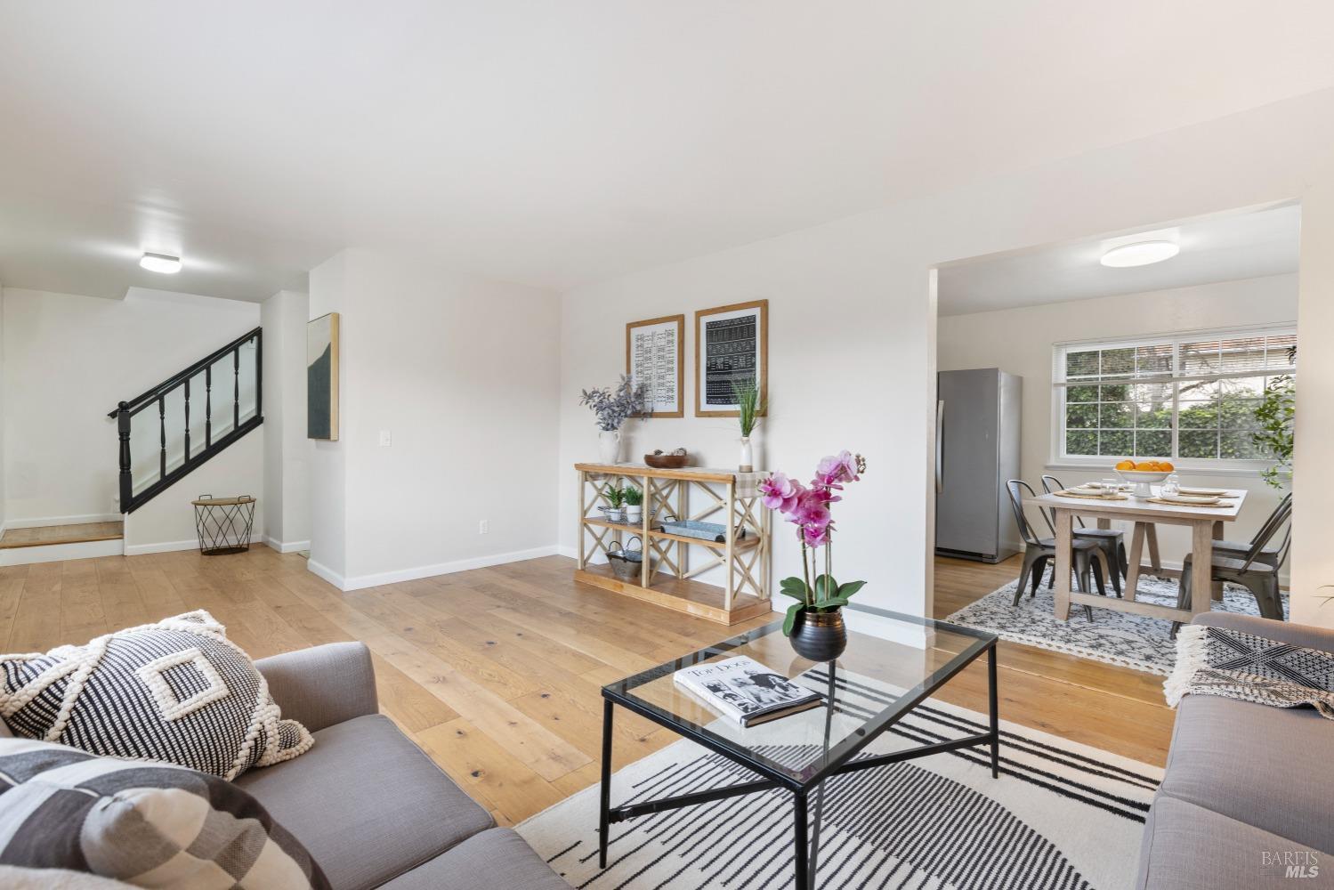 1645 Weaverly Drive Petaluma CA 94954