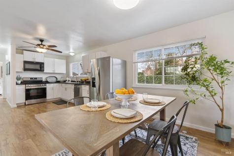 1645 Weaverly Drive Petaluma CA 94954