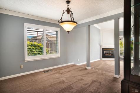116 Glacier Court Petaluma CA 94954