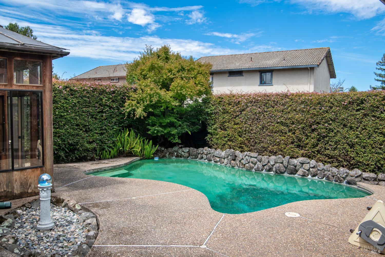 116 Glacier Court Petaluma CA 94954
