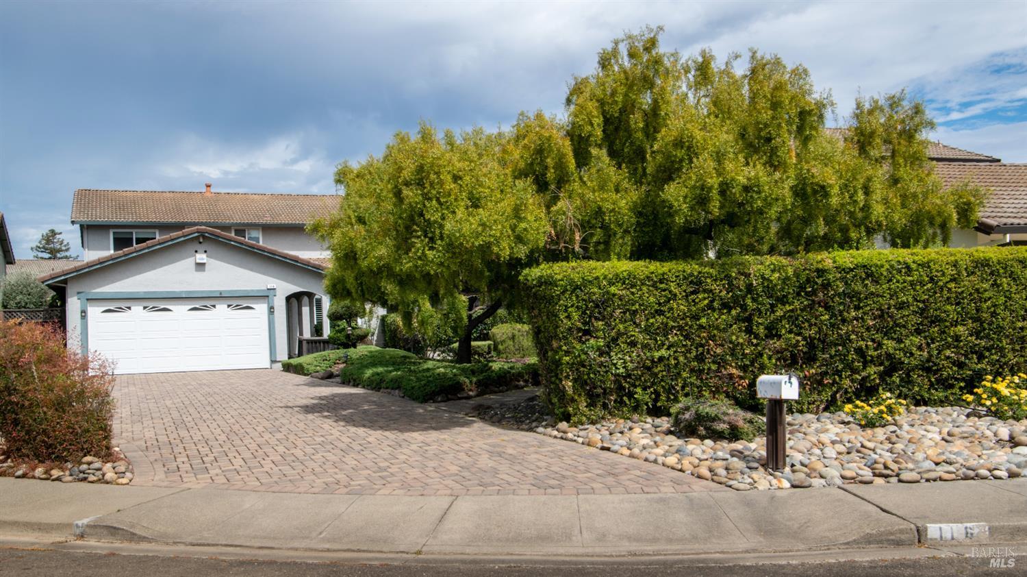 116 Glacier Court Petaluma CA 94954