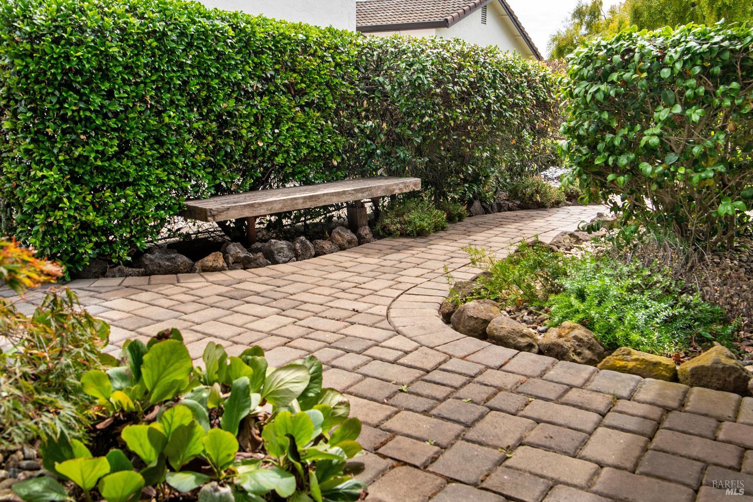 116 Glacier Court Petaluma CA 94954
