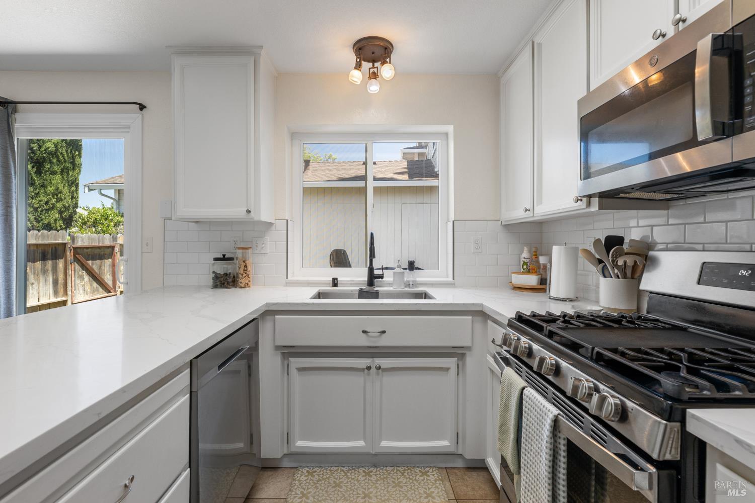 896 Meadowhawk Drive Vacaville CA 95687