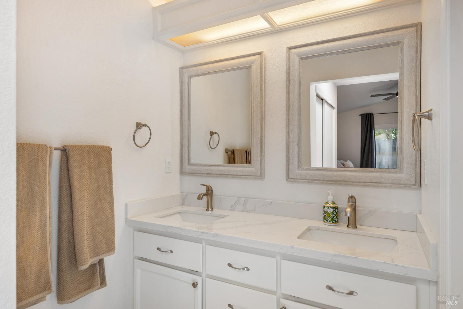 896 Meadowhawk Drive Vacaville CA 95687