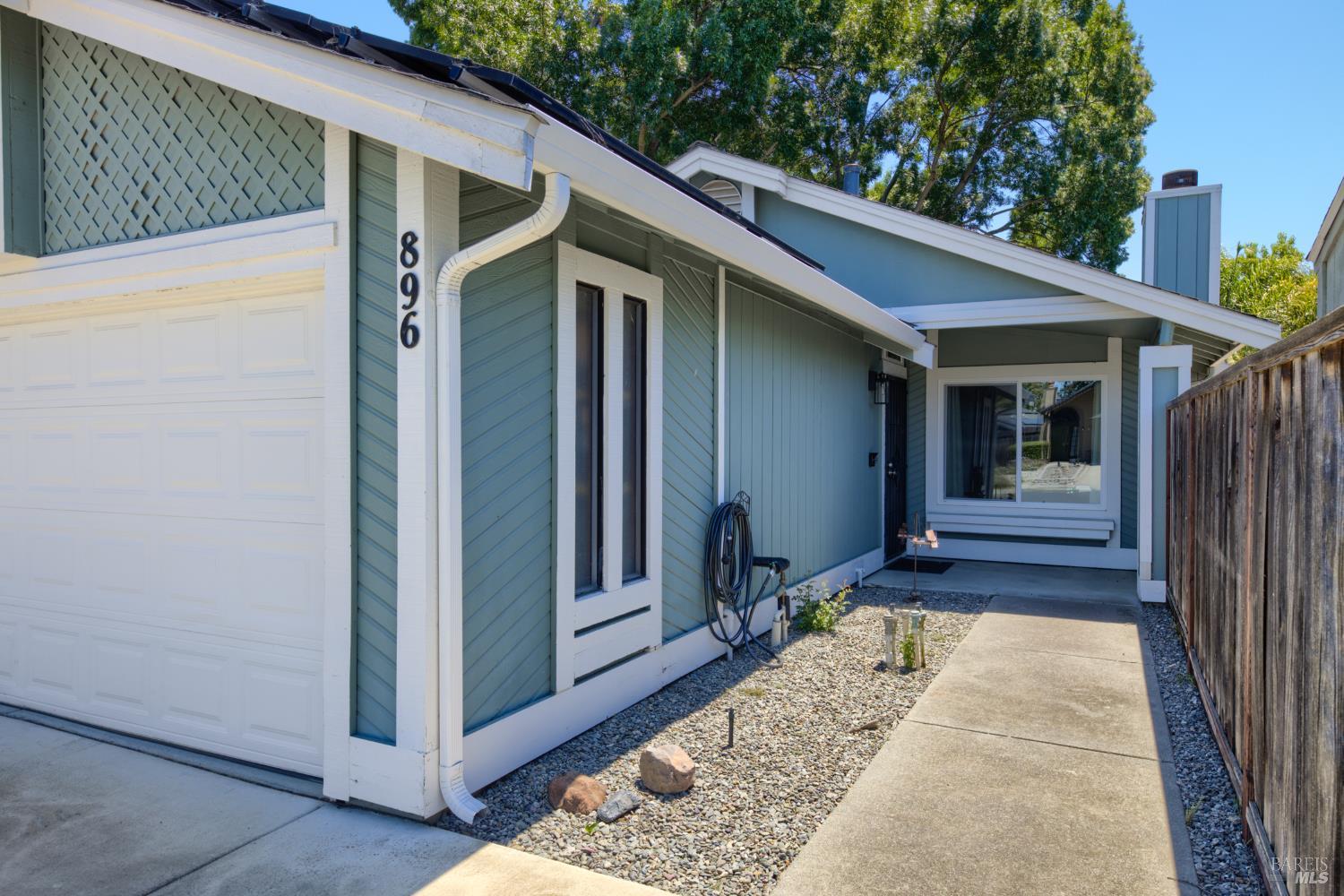 896 Meadowhawk Drive Vacaville CA 95687