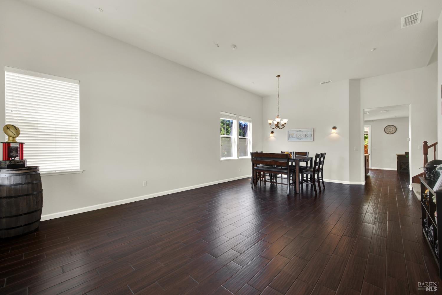 515 Kings Court Dixon CA 95620