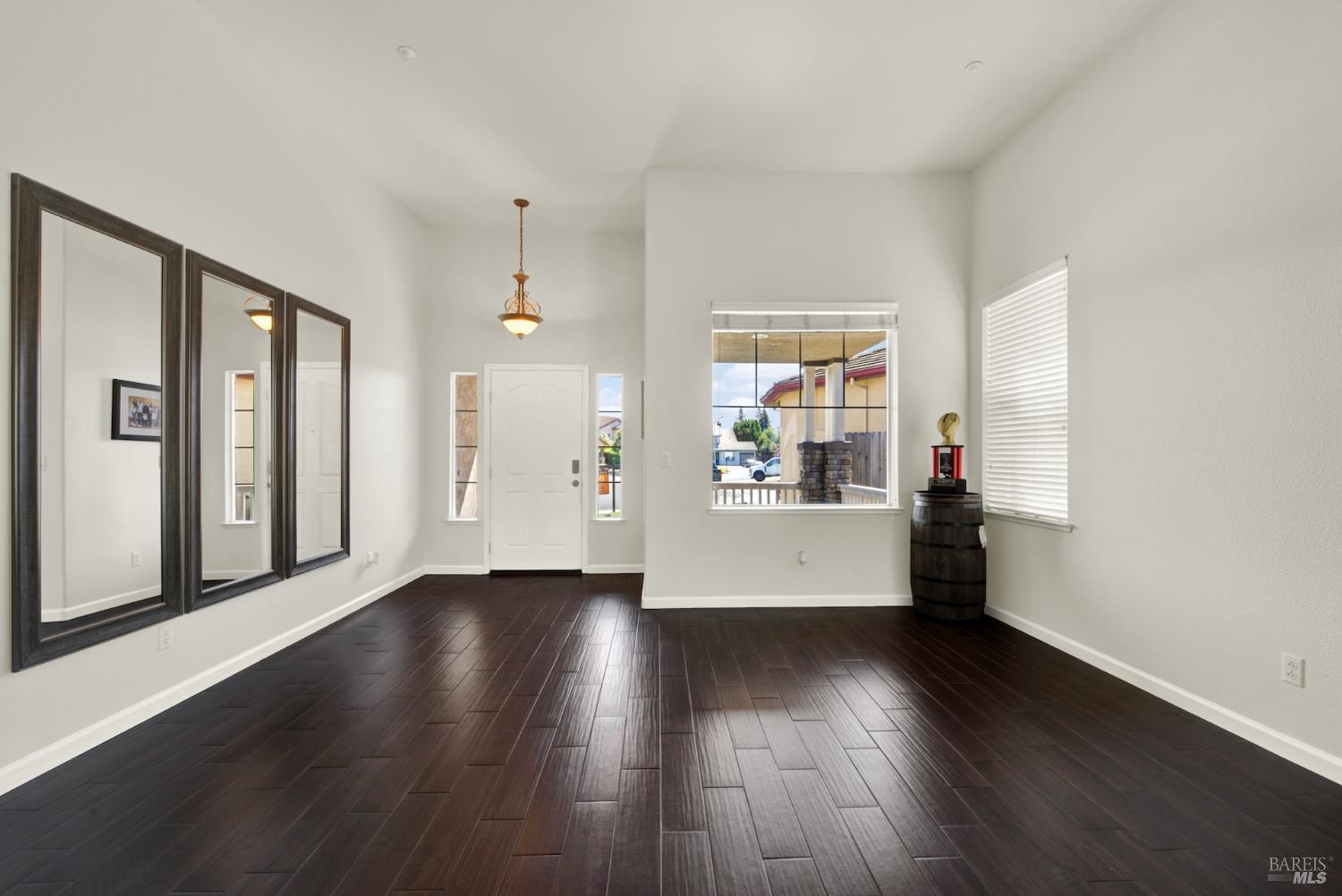515 Kings Court Dixon CA 95620