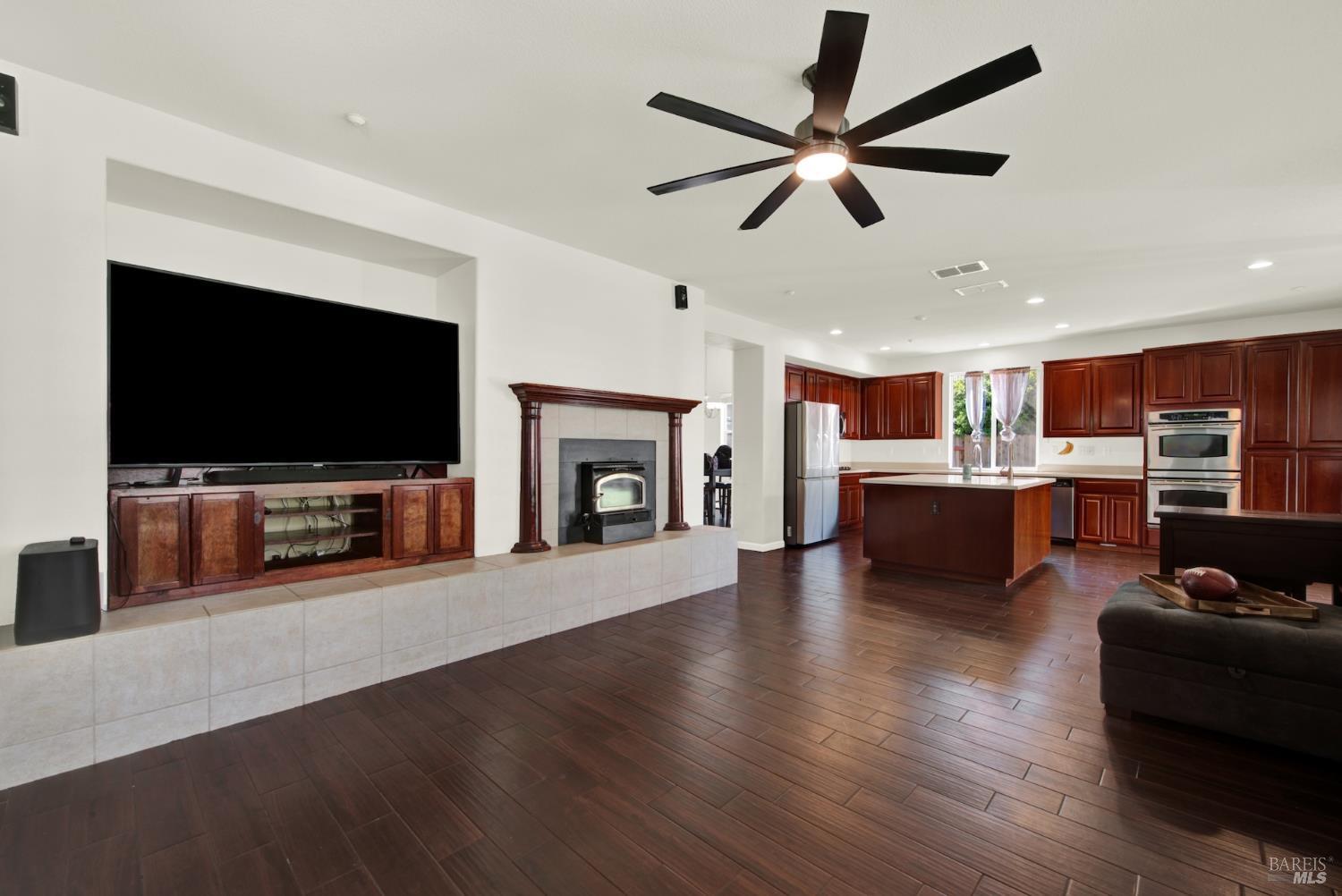 515 Kings Court Dixon CA 95620