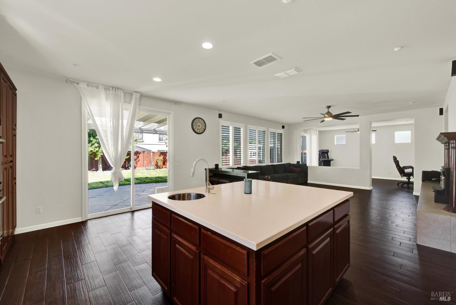 515 Kings Court Dixon CA 95620