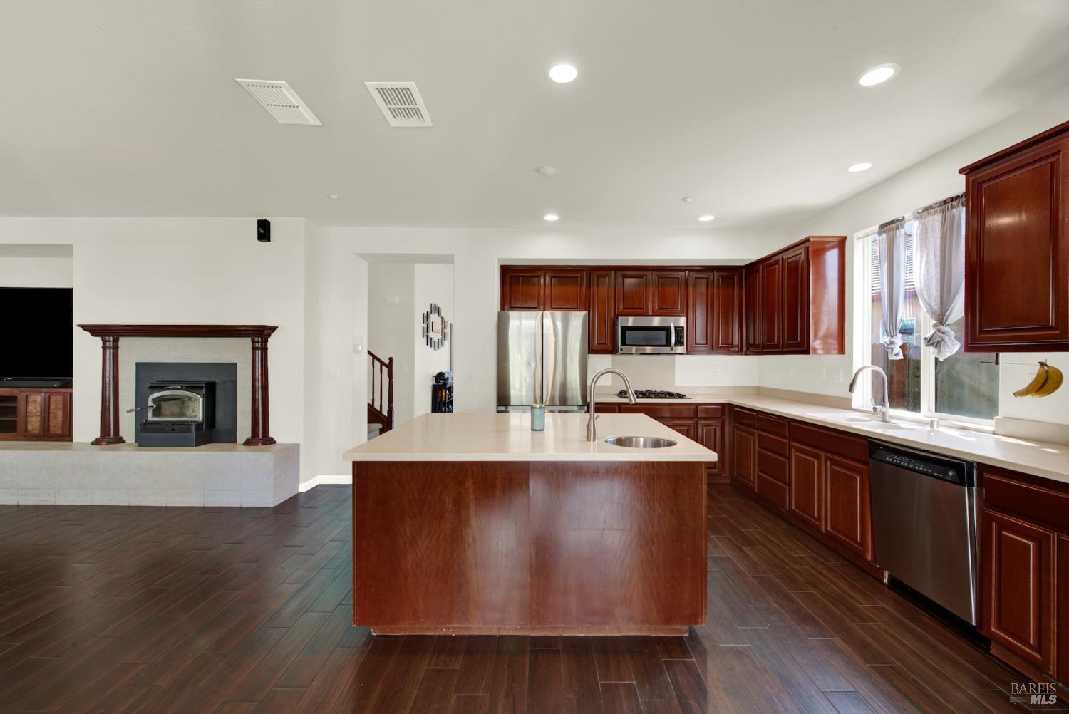 515 Kings Court Dixon CA 95620