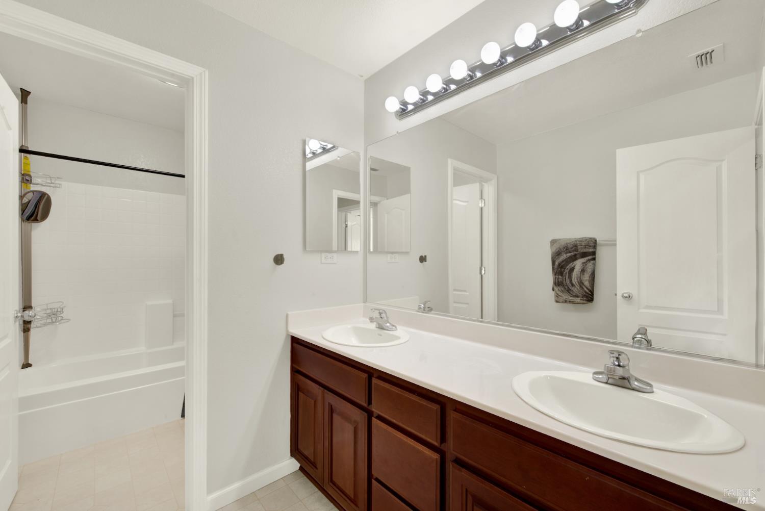 515 Kings Court Dixon CA 95620