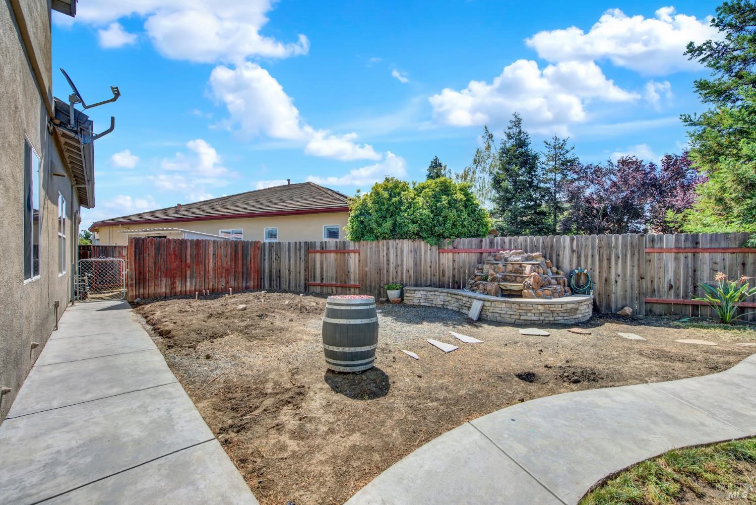 515 Kings Court Dixon CA 95620