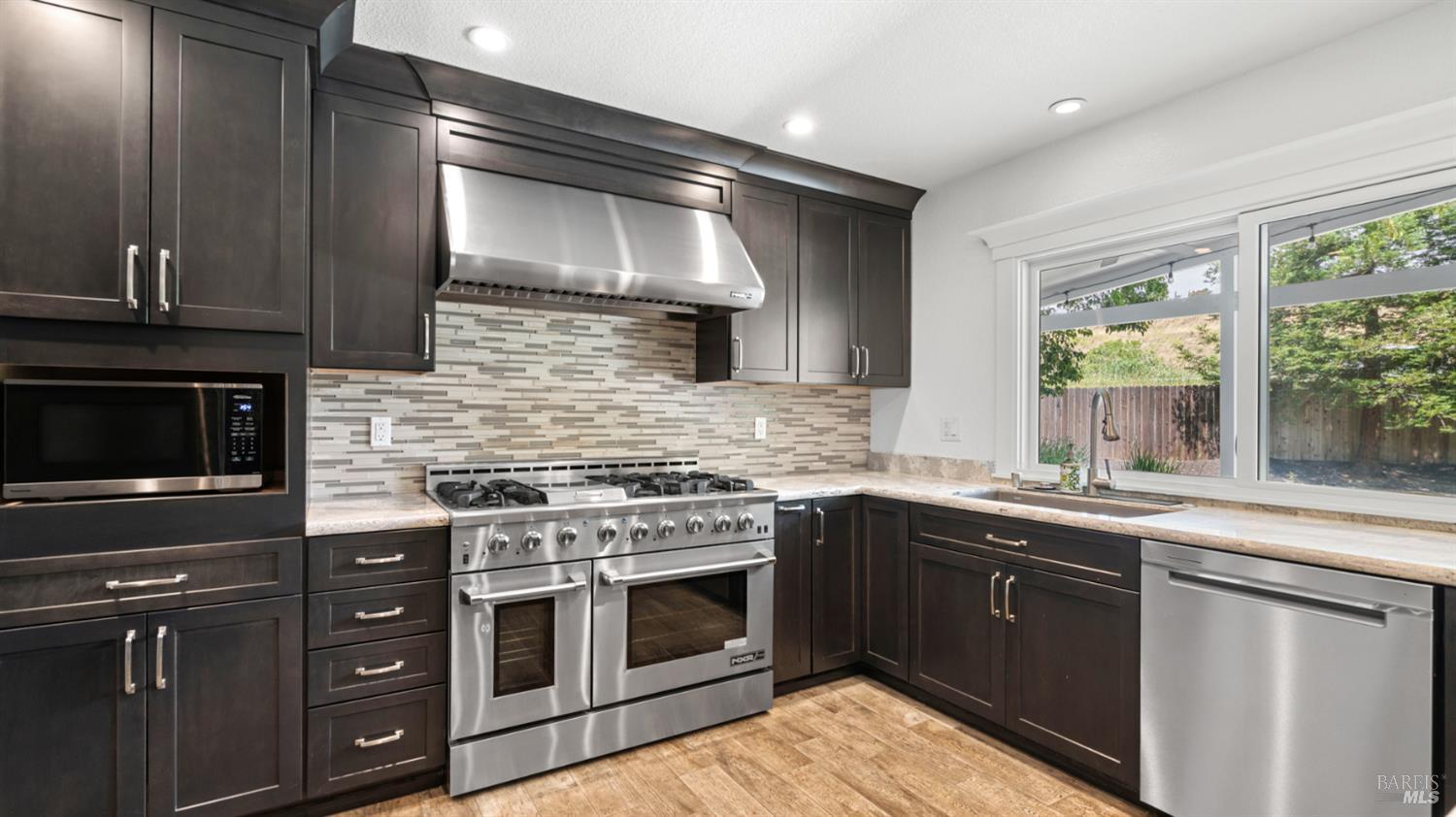 1794 Ellie Court Benicia CA 94510