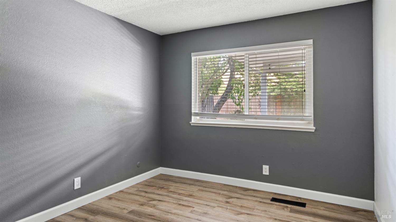 1794 Ellie Court Benicia CA 94510