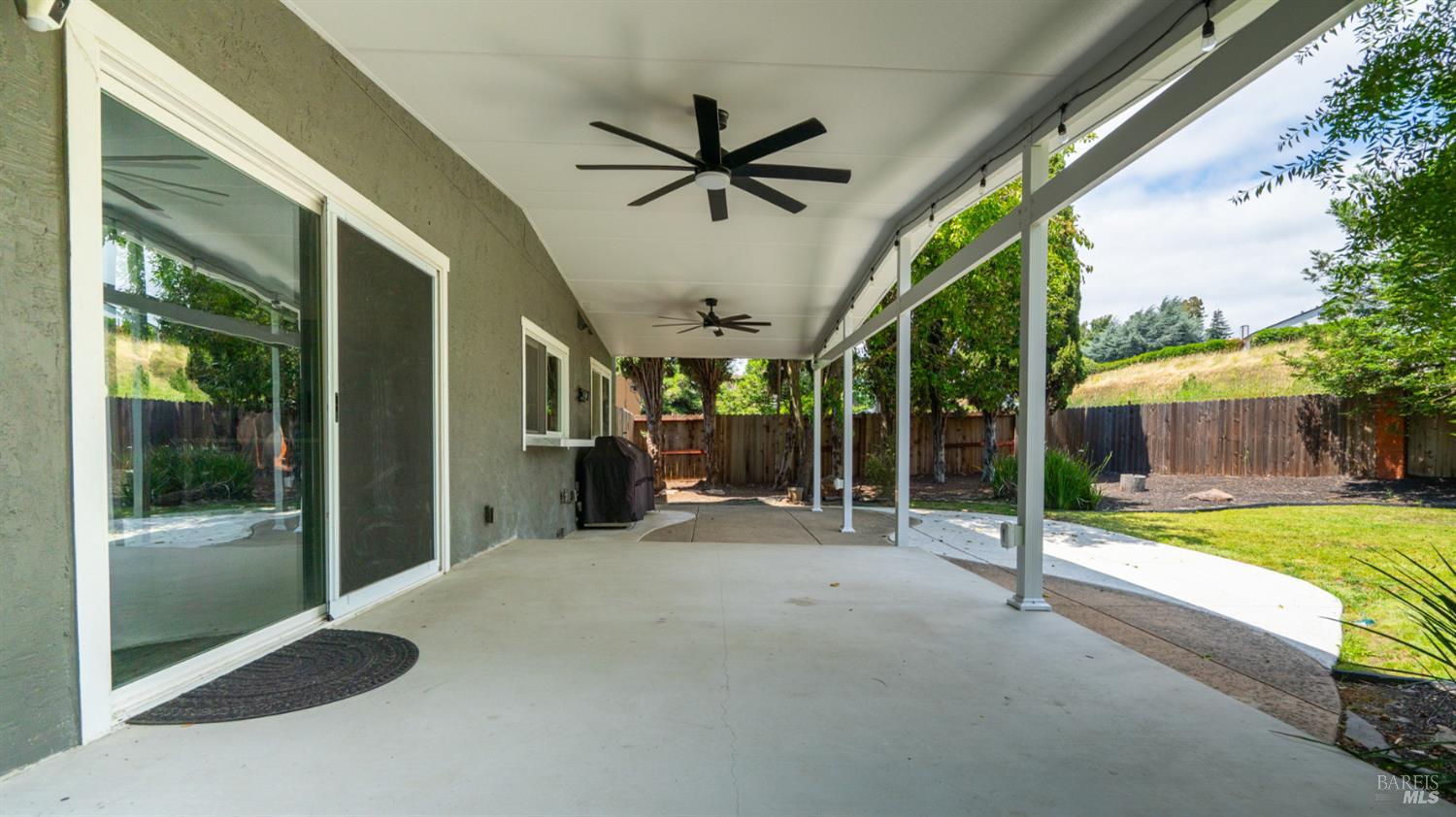1794 Ellie Court Benicia CA 94510
