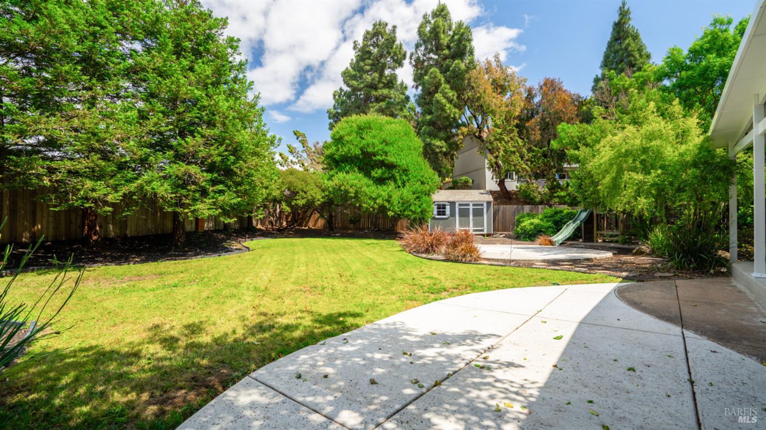1794 Ellie Court Benicia CA 94510