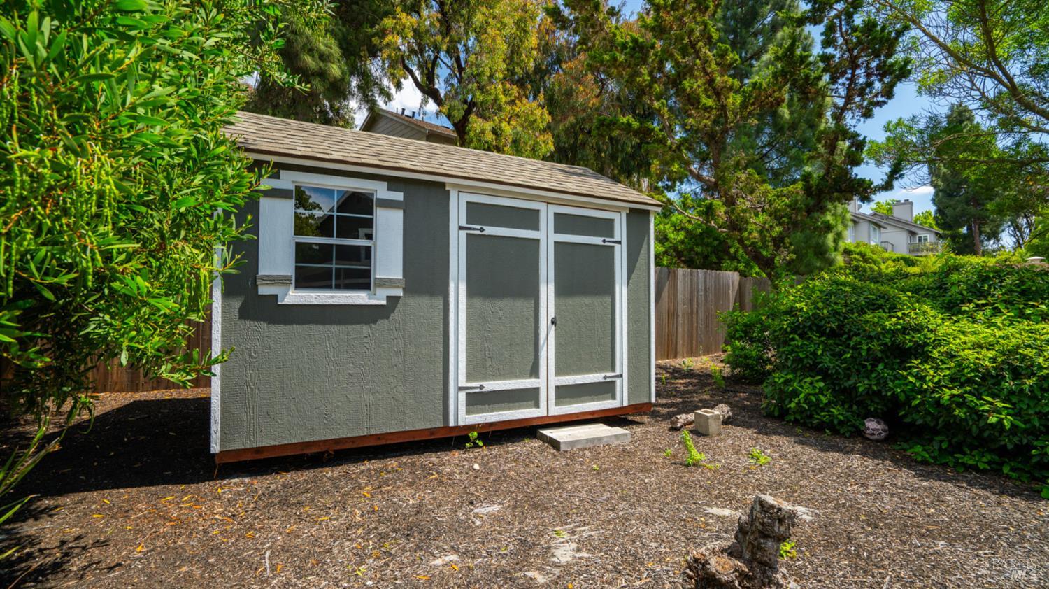 1794 Ellie Court Benicia CA 94510