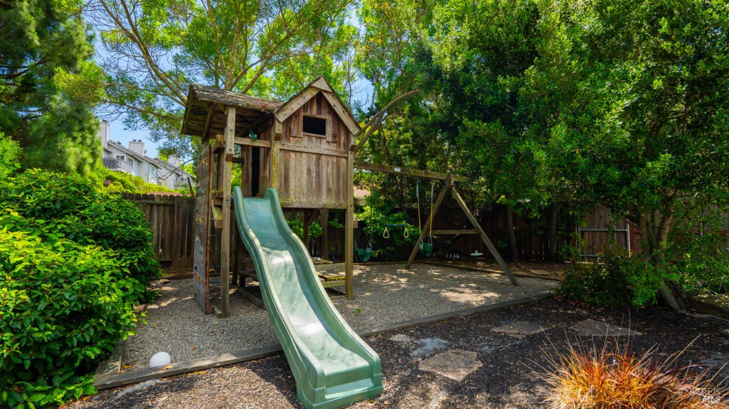1794 Ellie Court Benicia CA 94510