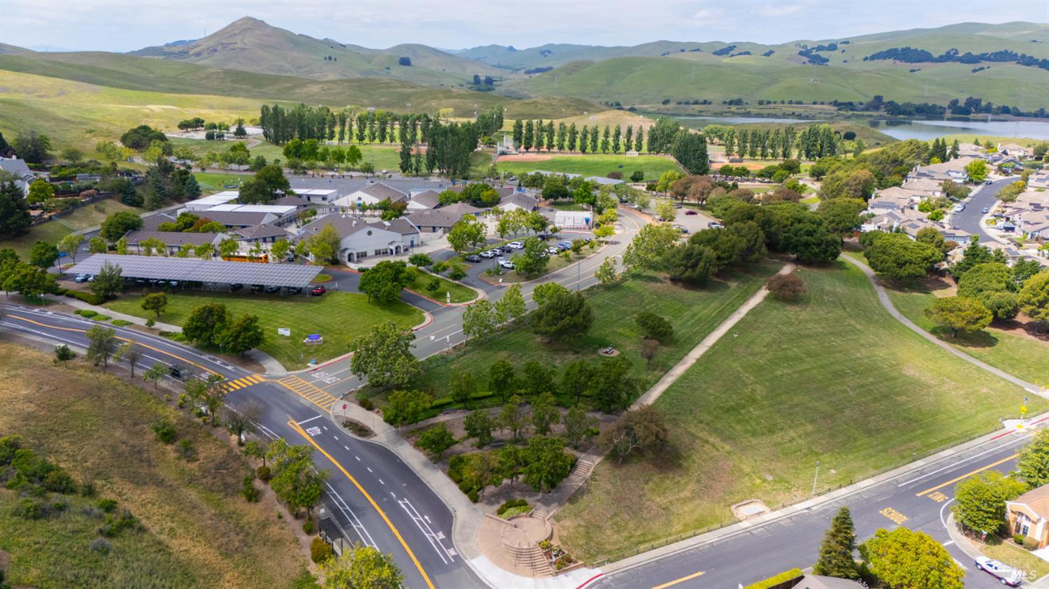 1794 Ellie Court Benicia CA 94510