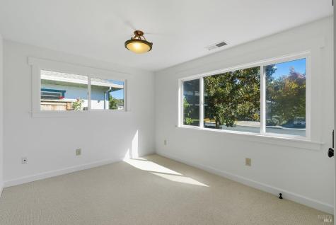 817 Gromo Court Healdsburg CA 95448