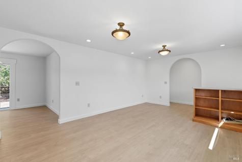 817 Gromo Court Healdsburg CA 95448