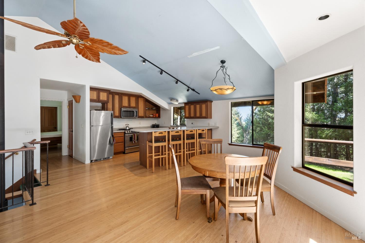 56481 Registered Guest Road Laytonville CA 95454
