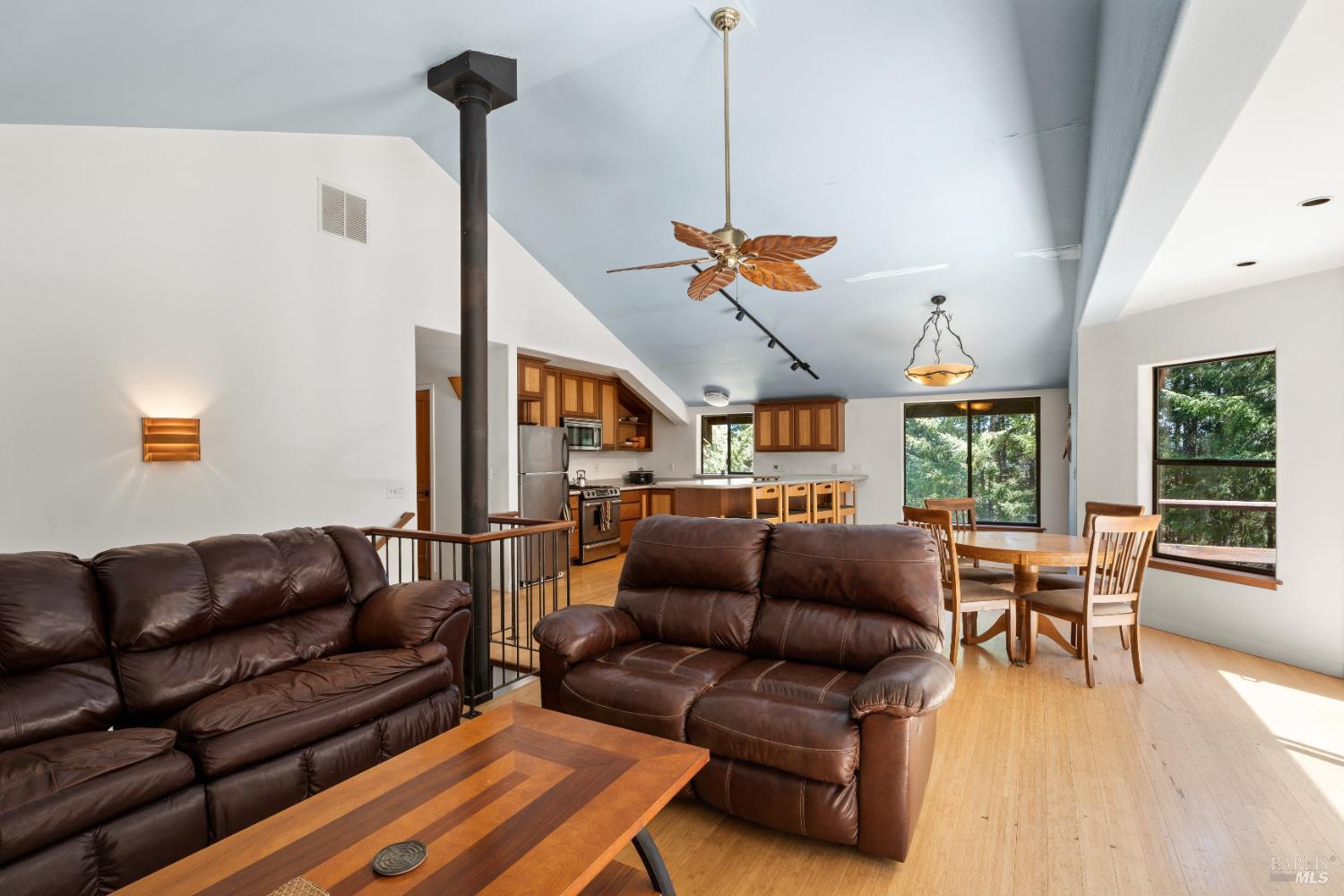 56481 Registered Guest Road Laytonville CA 95454