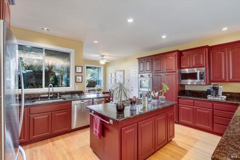 934 Fairway Drive Sonoma CA 95476