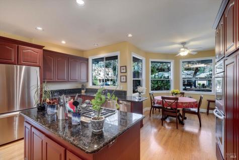 934 Fairway Drive Sonoma CA 95476