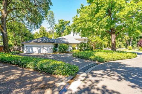934 Fairway Drive Sonoma CA 95476