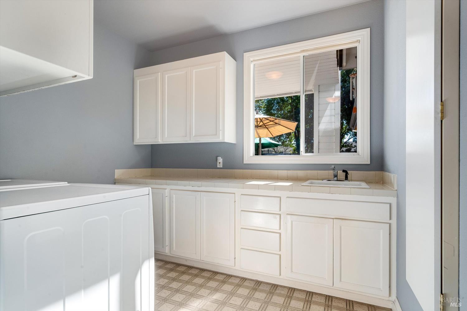934 Fairway Drive Sonoma CA 95476