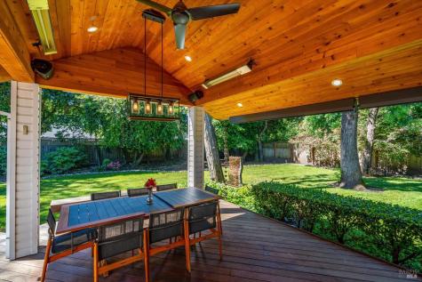 934 Fairway Drive Sonoma CA 95476