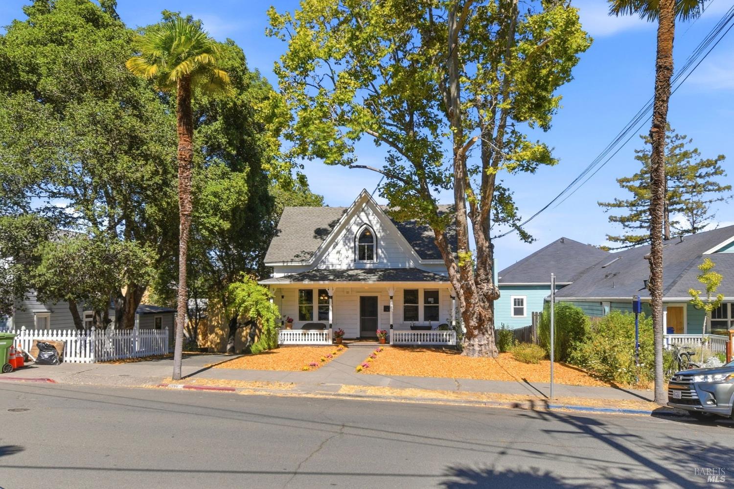 171 N High Street Sebastopol CA 95472
