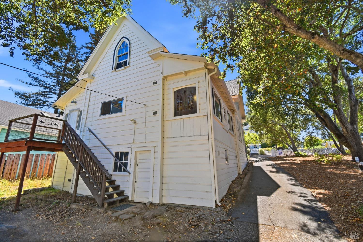 171 N High Street Sebastopol CA 95472