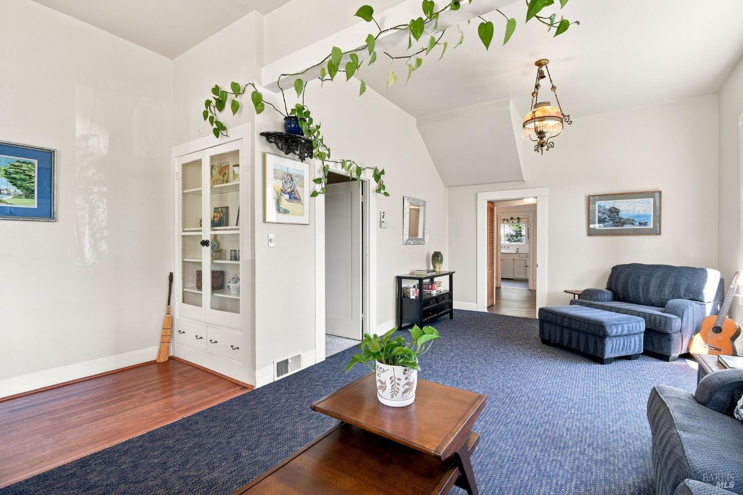 171 N High Street Sebastopol CA 95472