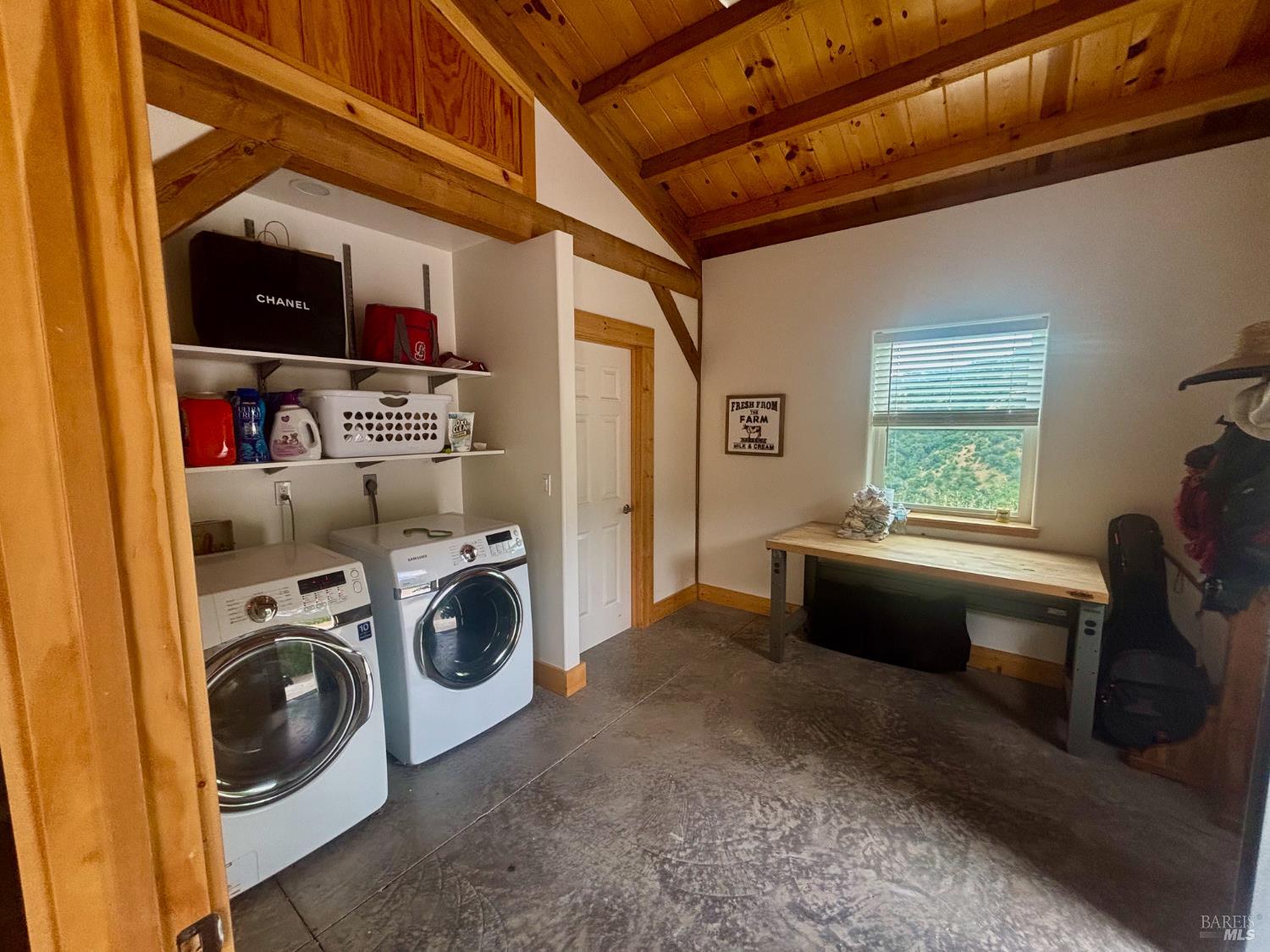 2371 Mcnab Ranch Road Ukiah CA 95482