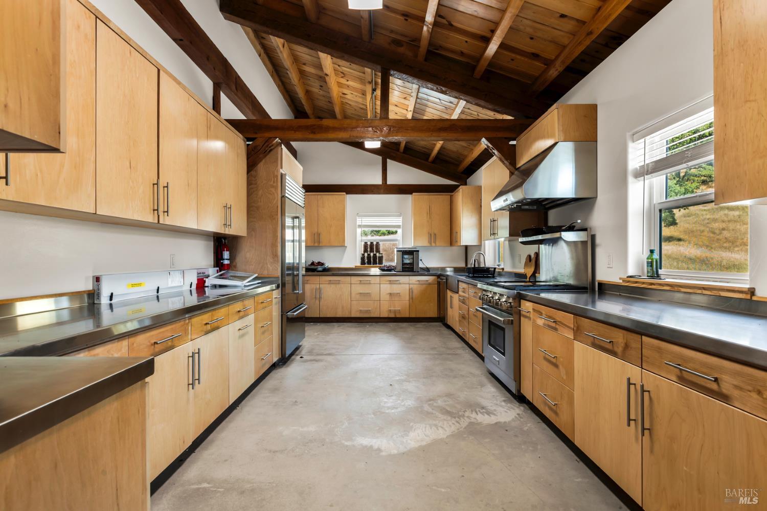 2371 Mcnab Ranch Road Ukiah CA 95482