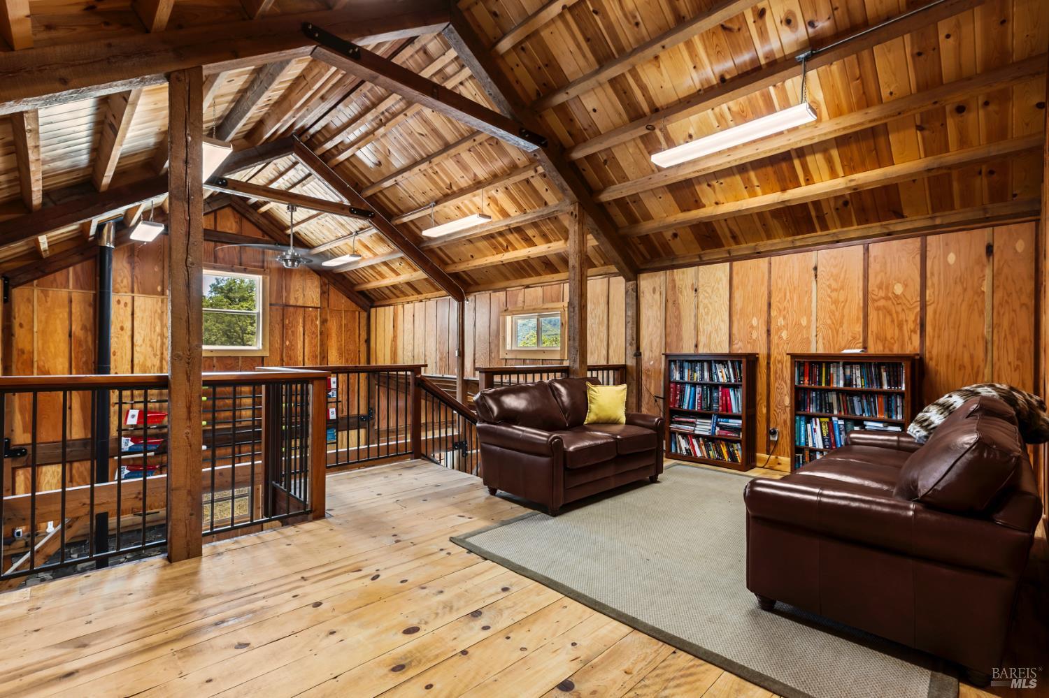 2371 Mcnab Ranch Road Ukiah CA 95482