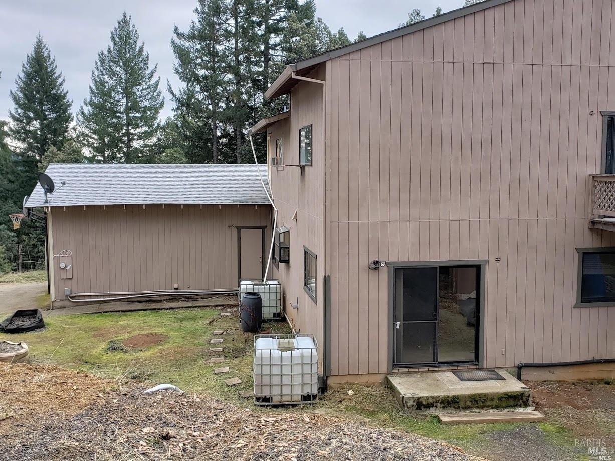 29600 Timberline Road Willits CA 95490