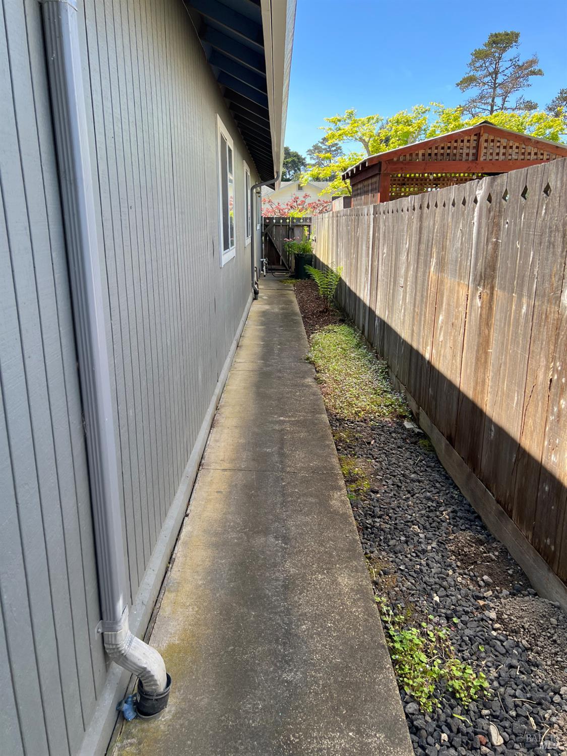 110 Hocker Lane Fort Bragg CA 95437