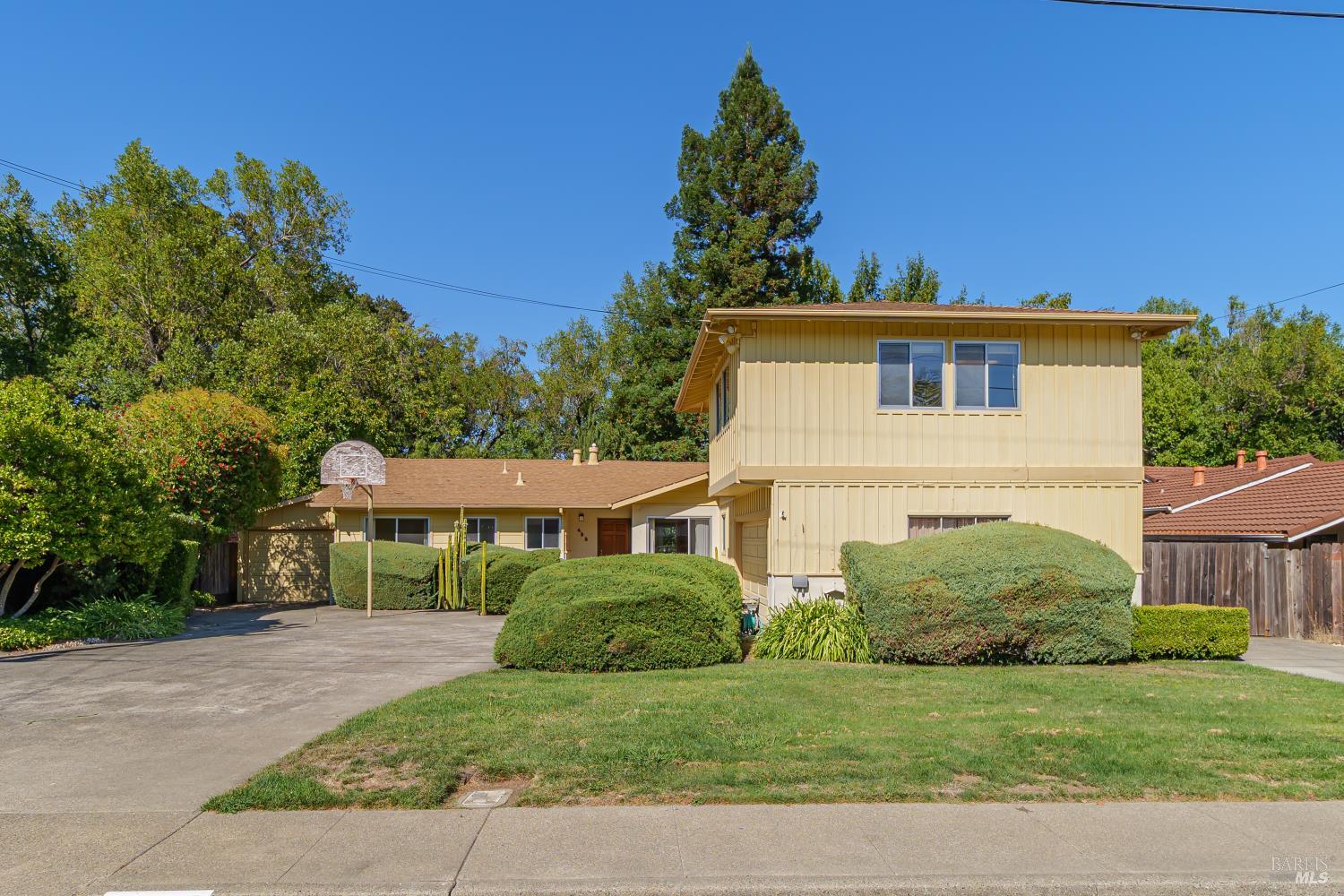 432 Calle De La Mesa Novato CA 94949