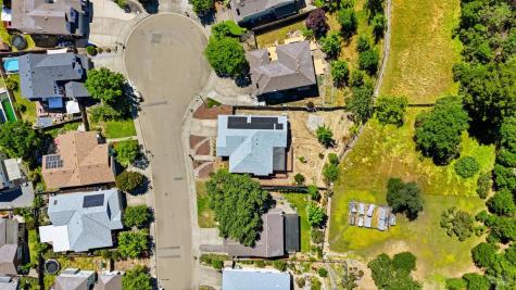 113 St Michael Court Cloverdale CA 95425