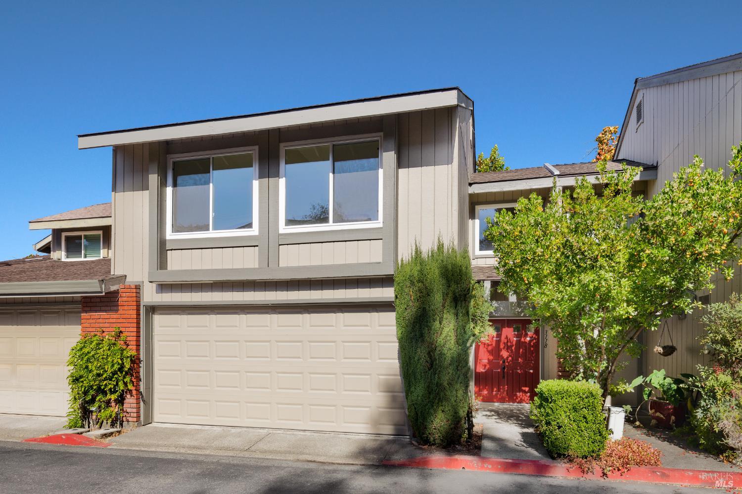 3118 Luna Court Santa Rosa CA 95405