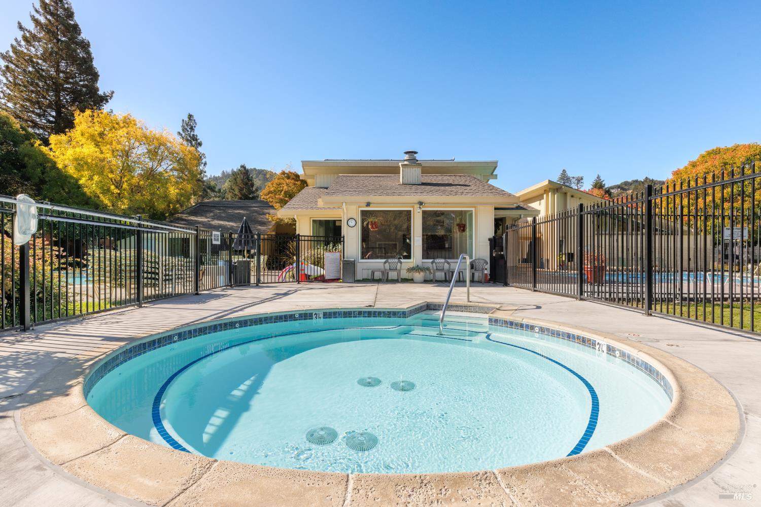 3118 Luna Court Santa Rosa CA 95405