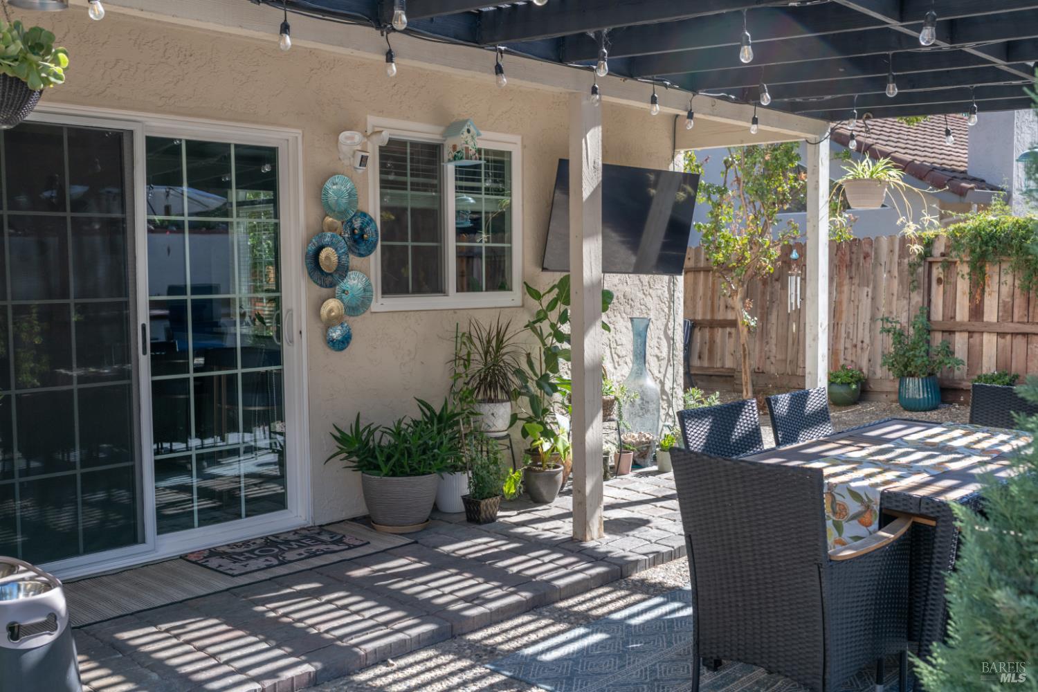 143 Edmondale Court Vacaville CA 95688