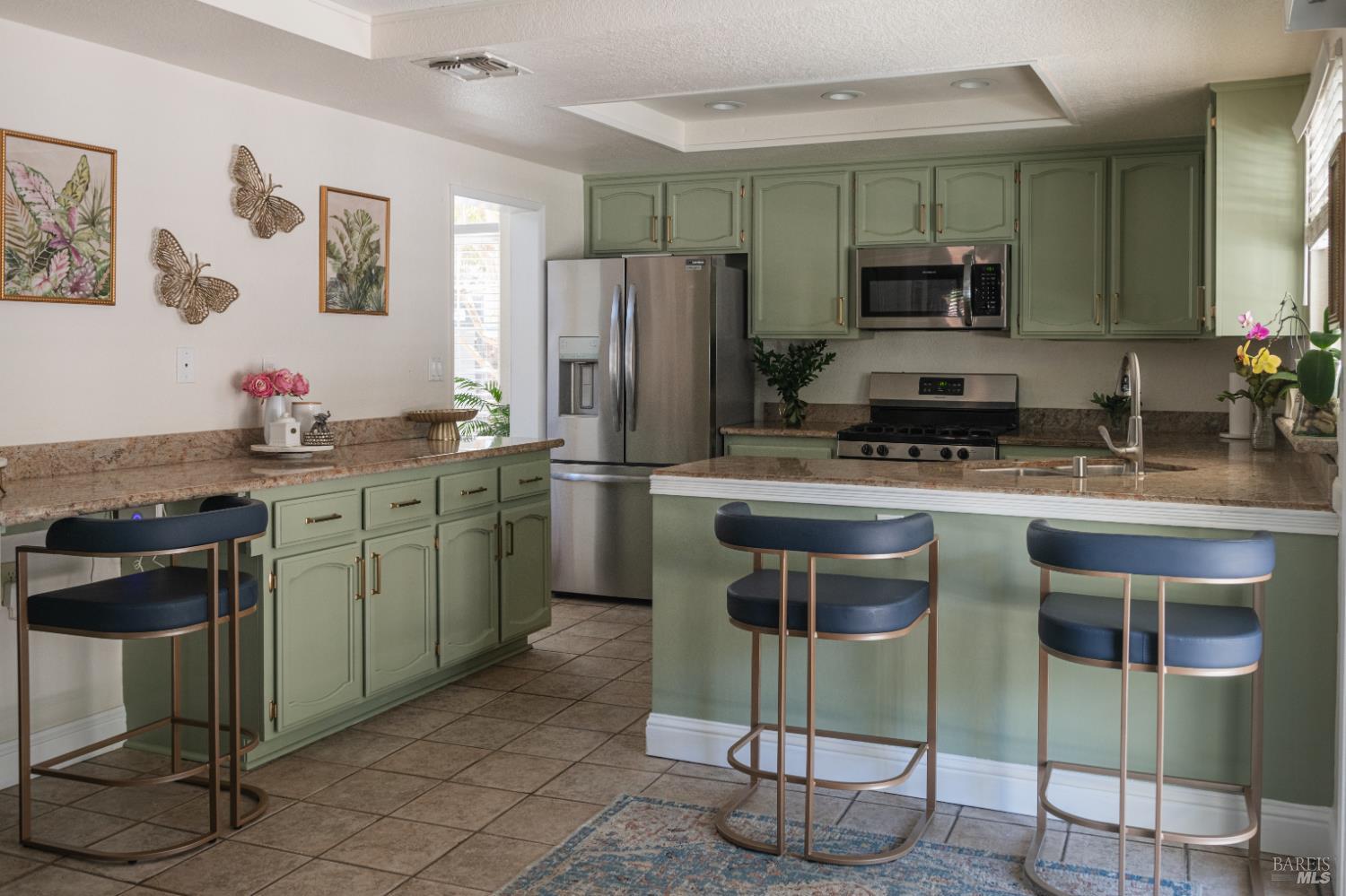 143 Edmondale Court Vacaville CA 95688