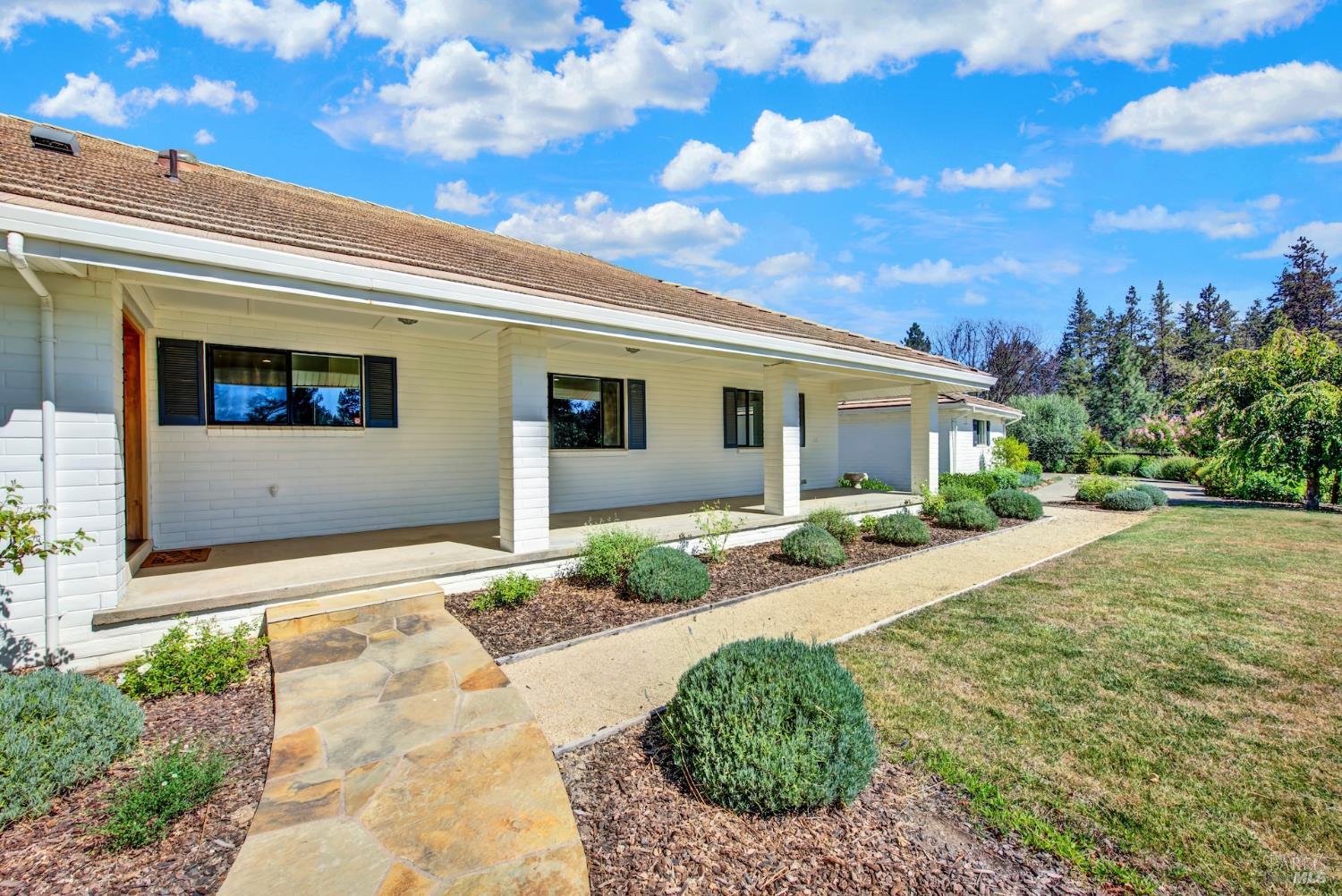 875 White Cottage Road N Angwin CA 94508