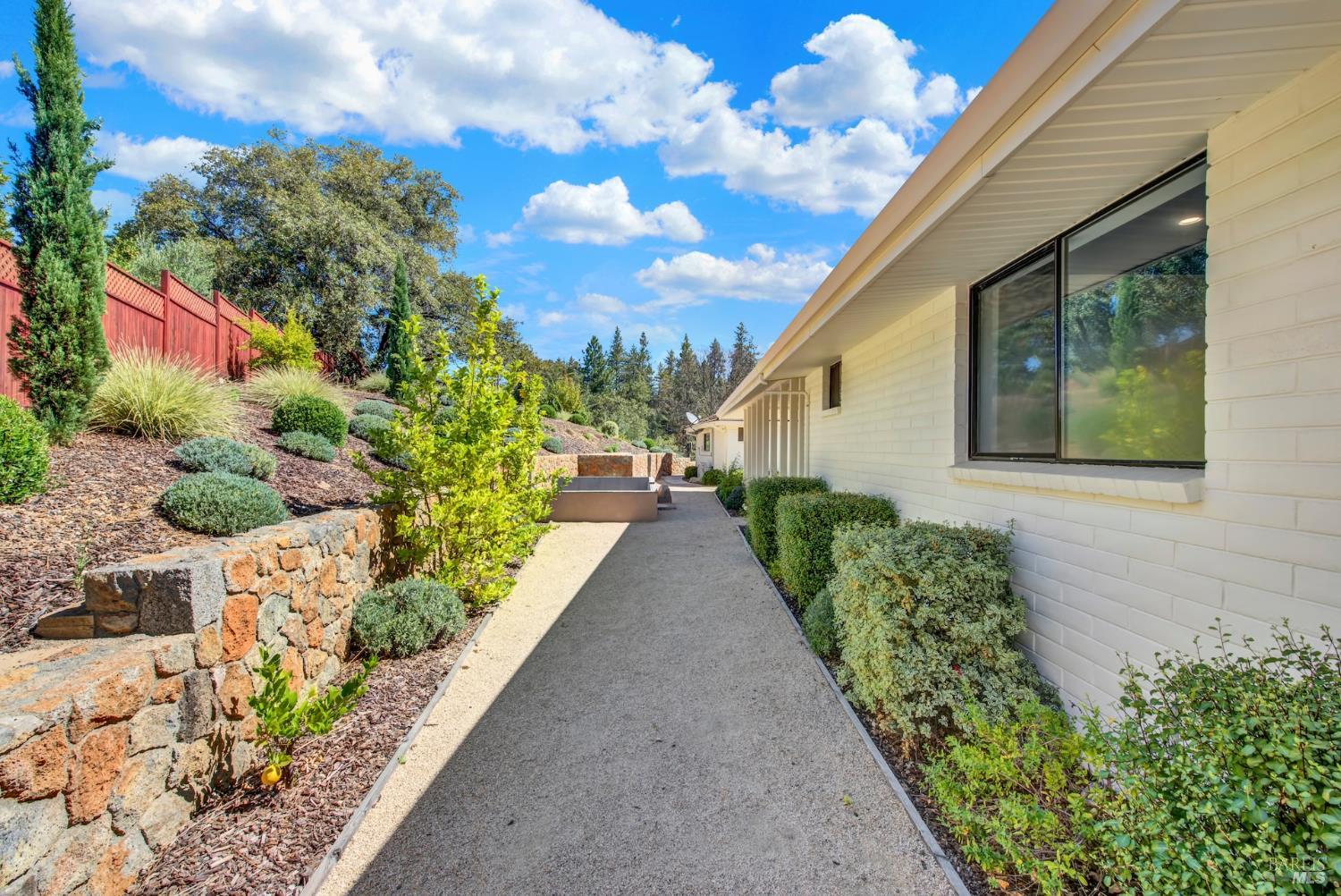 875 White Cottage Road N Angwin CA 94508