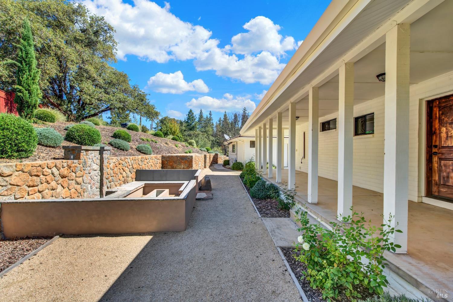 875 White Cottage Road N Angwin CA 94508