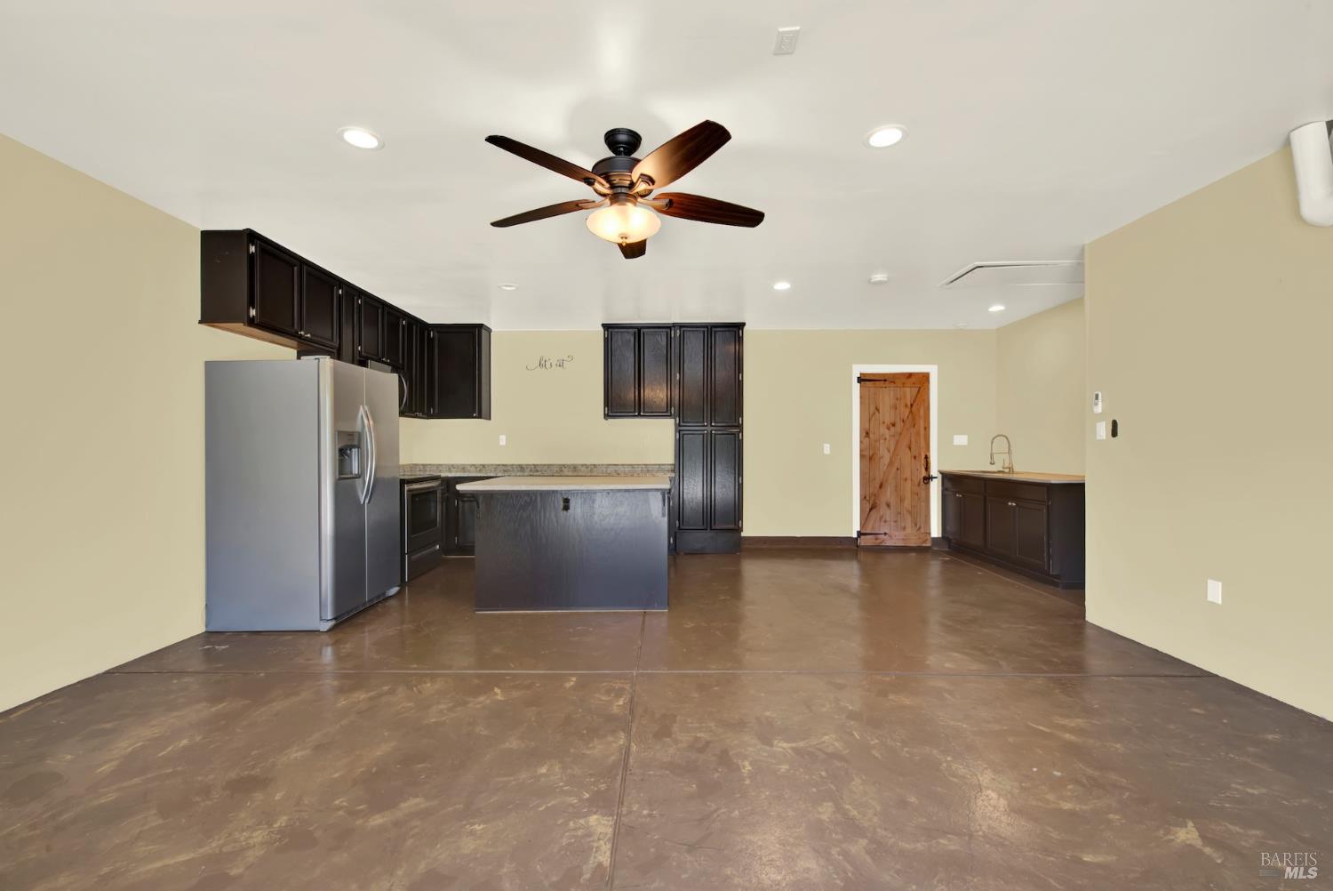 875 White Cottage Road N Angwin CA 94508